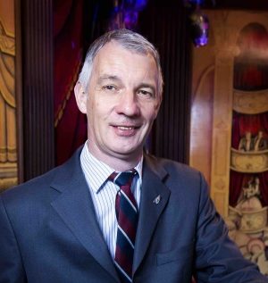 Interview: Ken Wright - The Phoenix Artist Club London Theatre Breaks