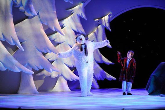 The Snowman at the Peacock Theatre London Theatre Breaks