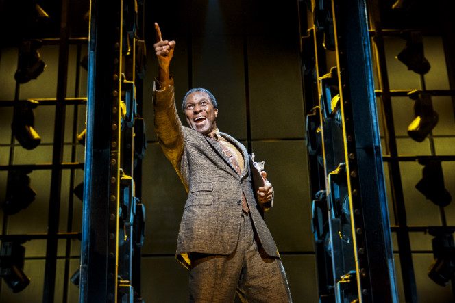 Production Shots from Dreamgirls in London London Theatre Breaks