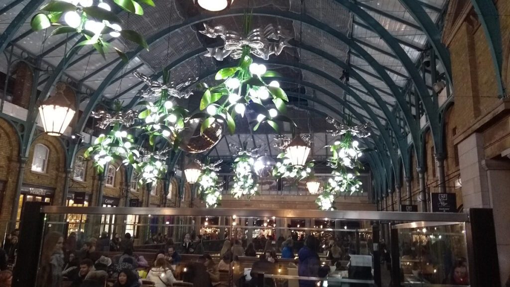 Christmas Theatre Breaks in London London Theatre Breaks